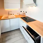Beachfront Marilous House - Getaway Σπίτι διακοπών *