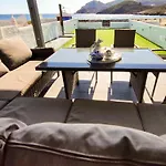 Beachfront Marilous House - Getaway Σκύρος