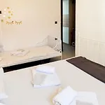 Σπίτι διακοπών Beachfront Marilous House - Getaway