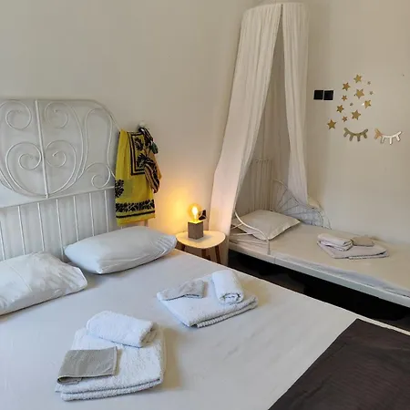 Holiday home Marilous House Skyros