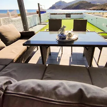 Beachfront Marilous House - Getaway Skyros