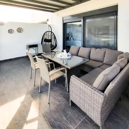 Holiday home Marilous House - Beachfront Getaway Skyros