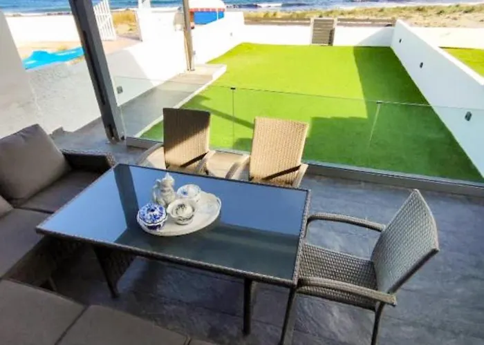 Holiday home Beachfront Marilous House - Skyros Getaway *