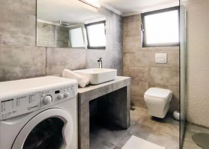 Beachfront Marilous House - Skyros Getaway